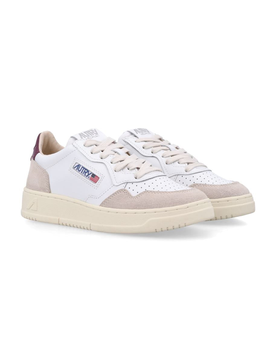 Autry Medalist Low Women'S Sneakers In White And Burgundy Suede And Leather