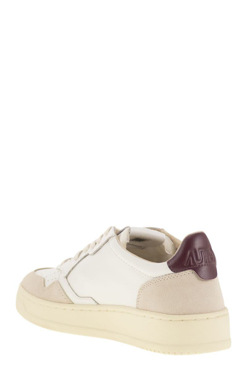 Autry Medalist Low - Leather And Suede Sneakers