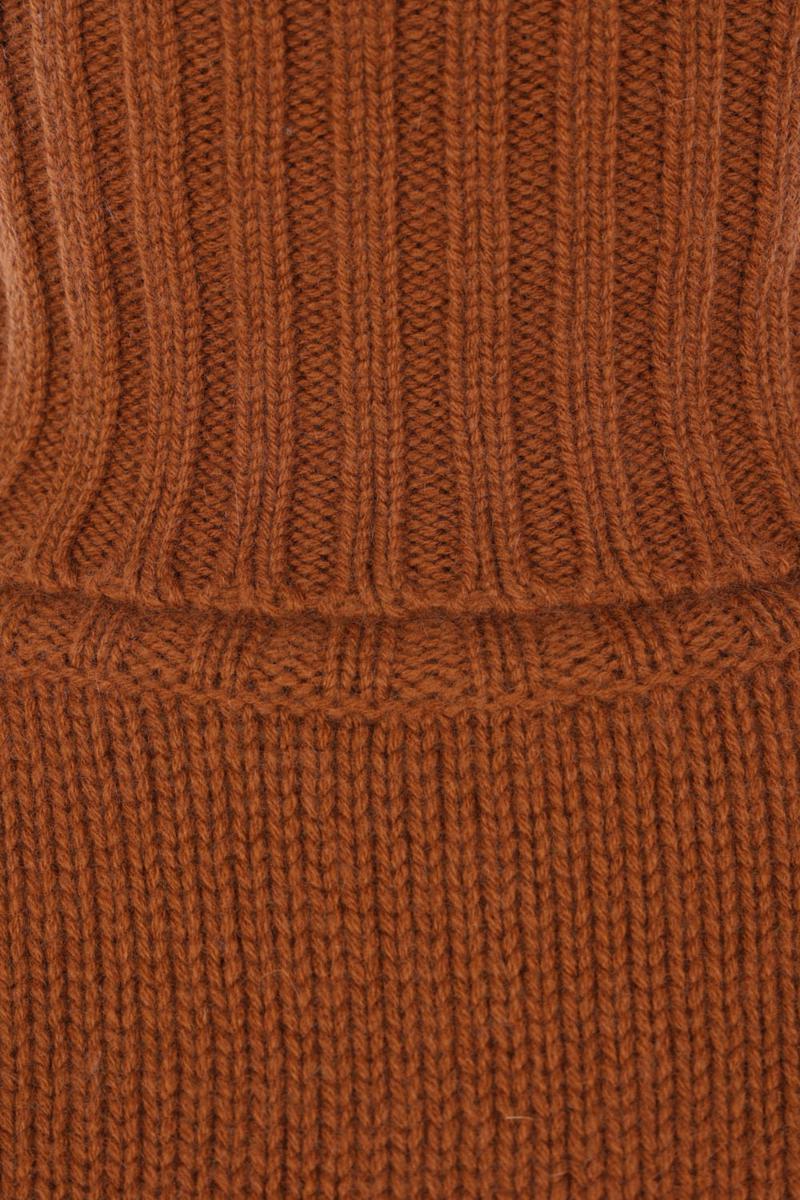 Allude Sweaters