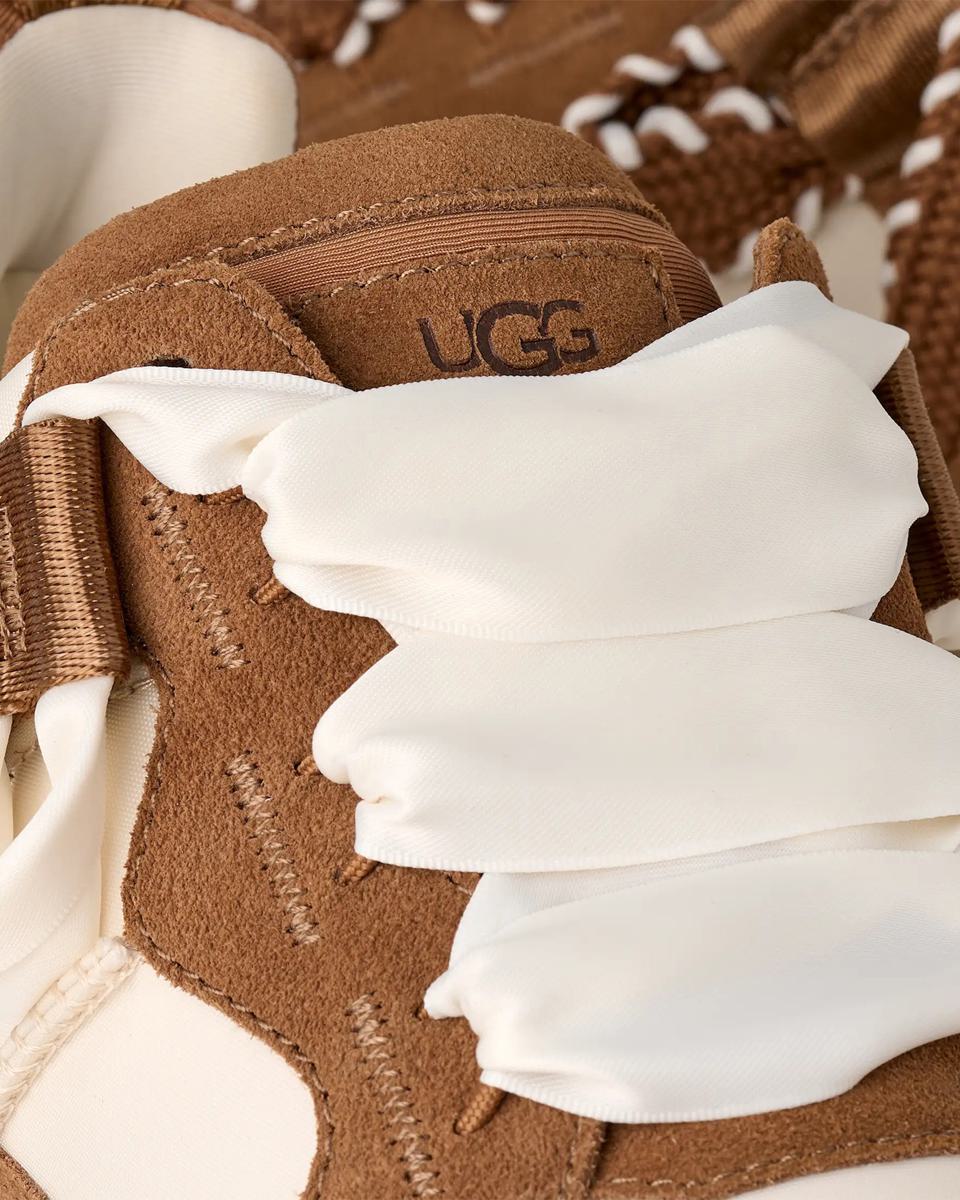 UGG Sneakers 2