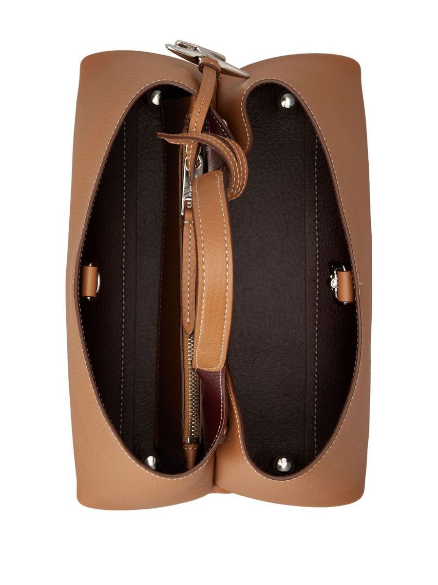 Tod'S Shoulder Bags
