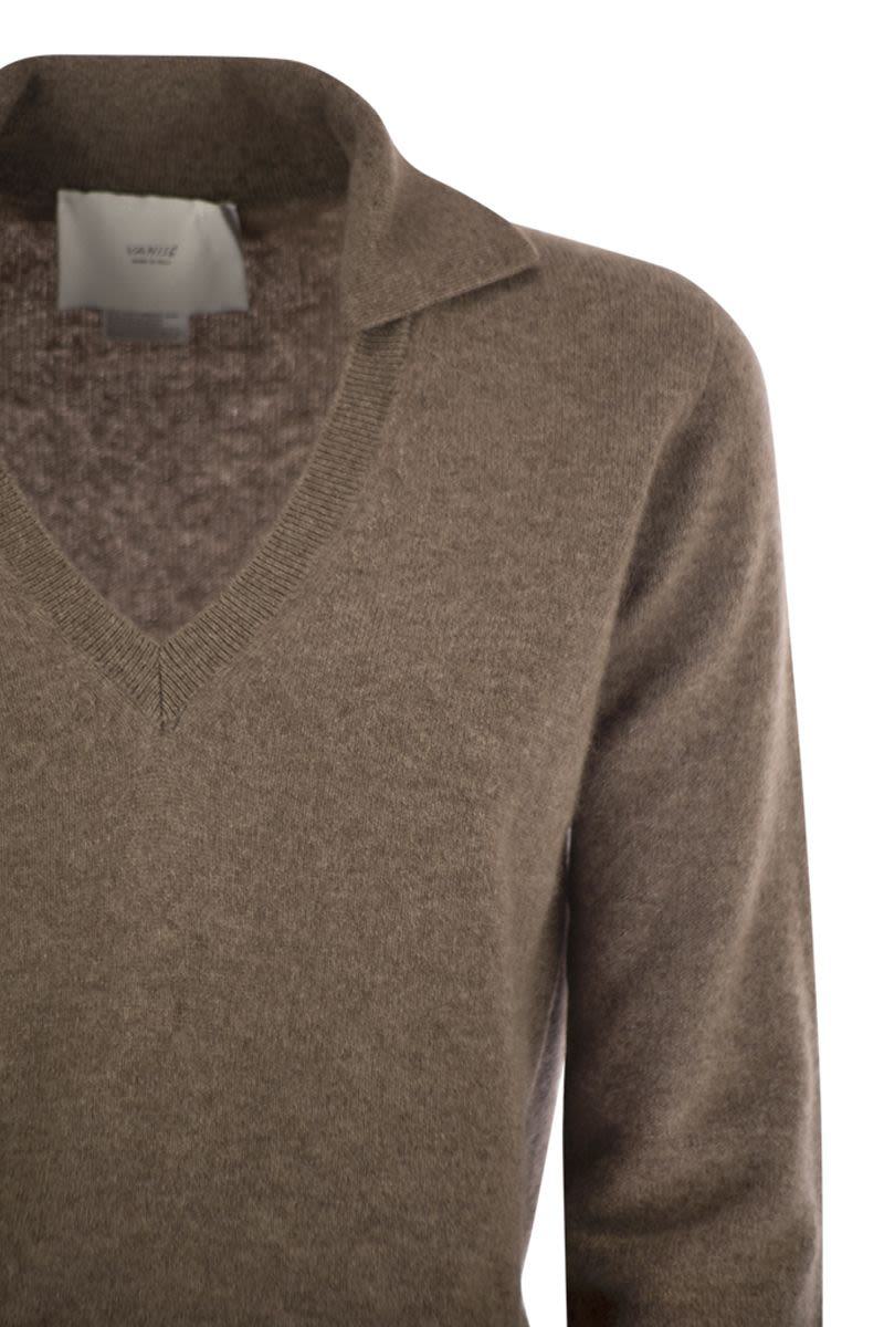 Vanisé Patty - V-Neck Jumper With Polo Collar