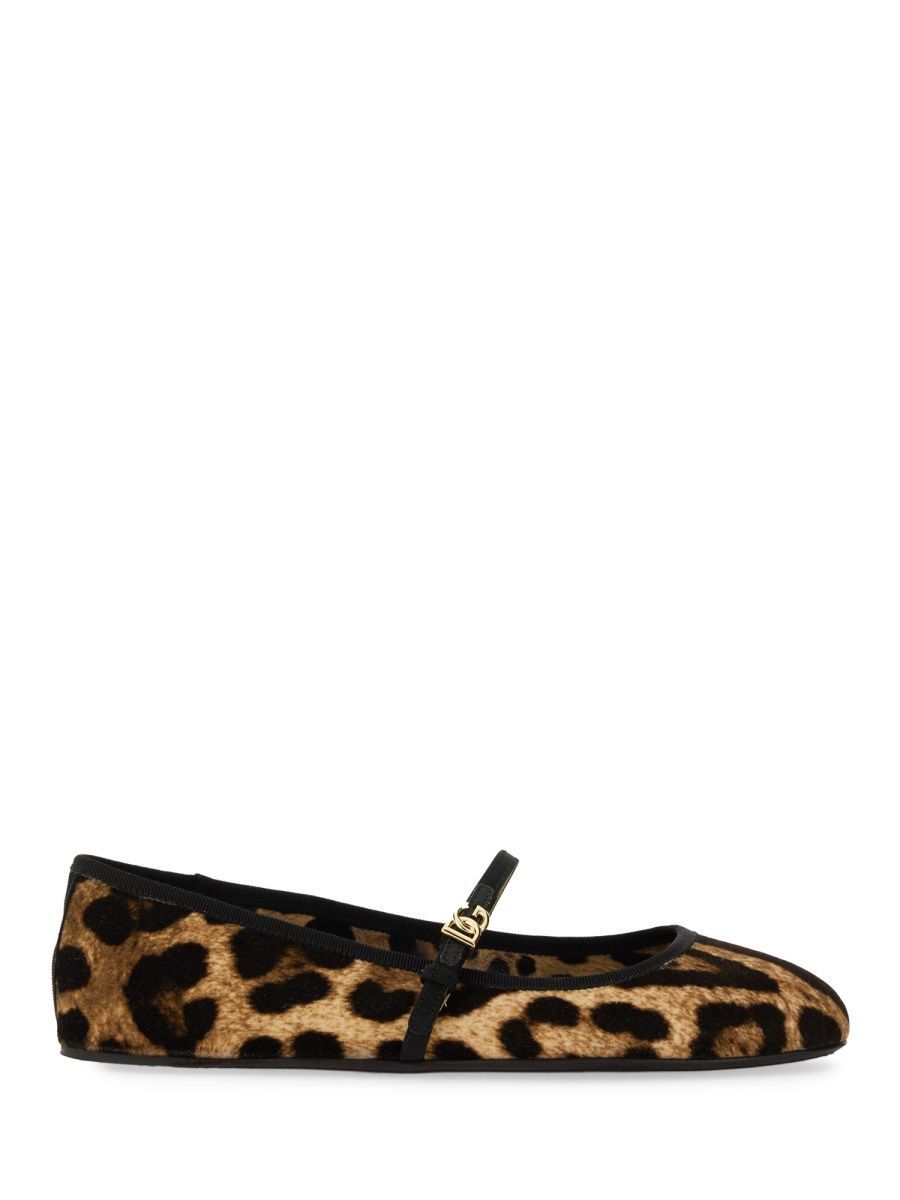 Dolce & Gabbana Flat Shoes
