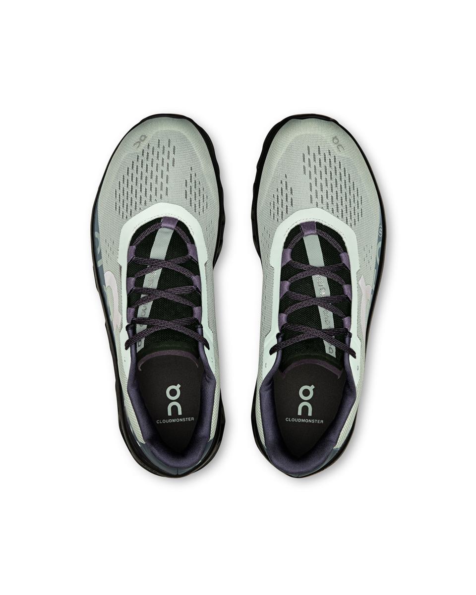 On Running Sneakers 2