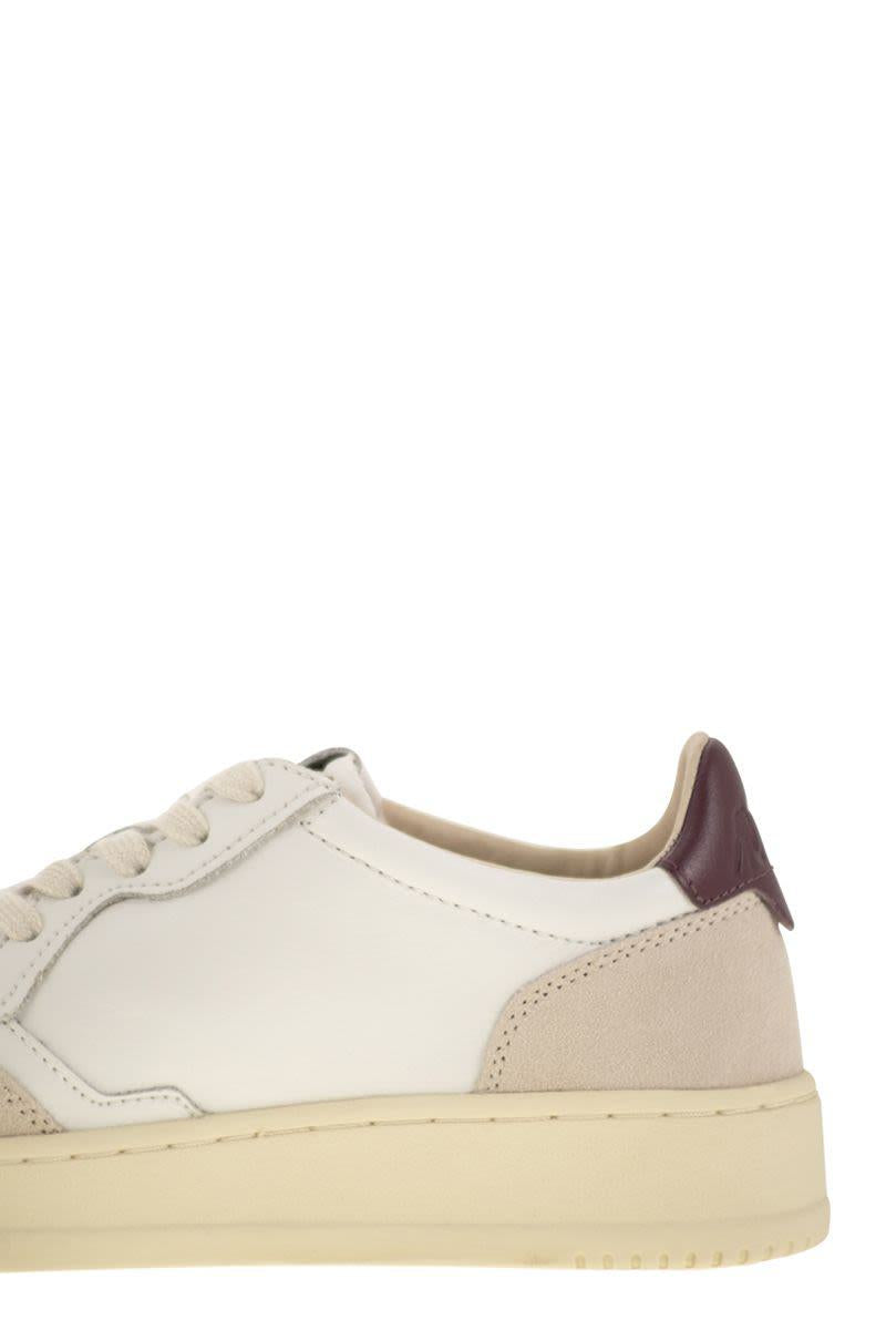 Autry Medalist Low - Leather And Suede Sneakers