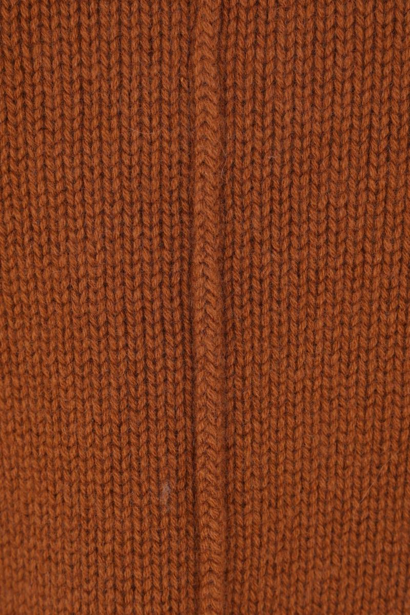 Allude Sweaters