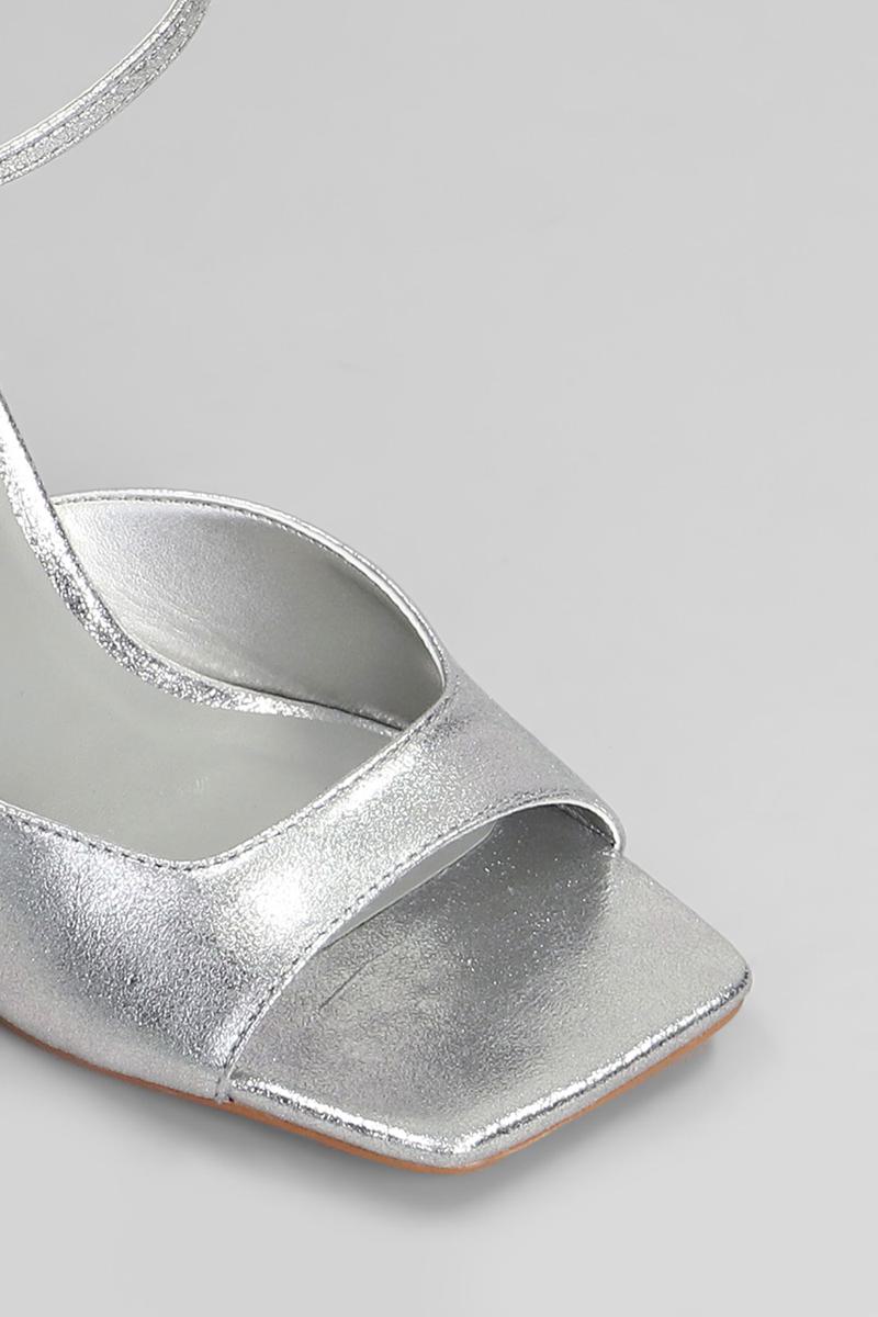 Carrano Sandals