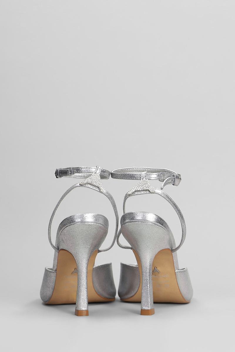 Carrano Sandals