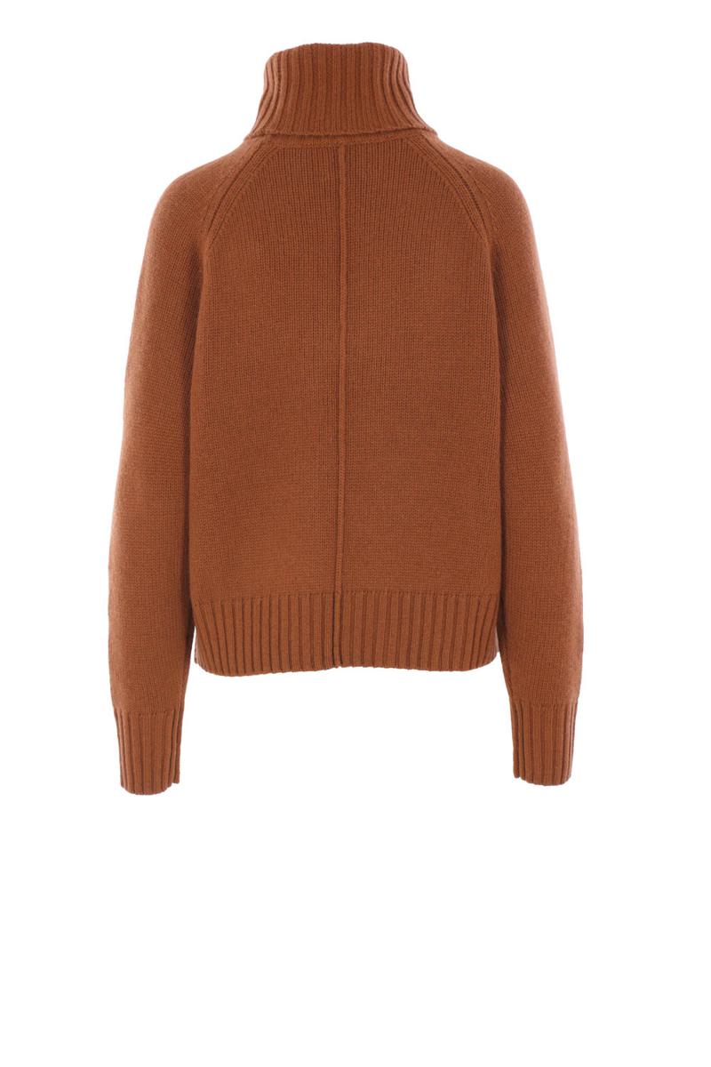 Allude Sweaters
