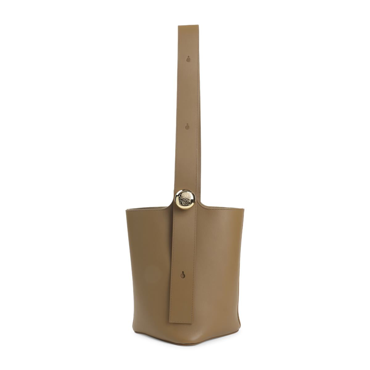 Loewe Shoulder bags