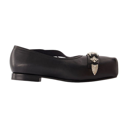 Toga Pulla Aj1343 Ballerinas