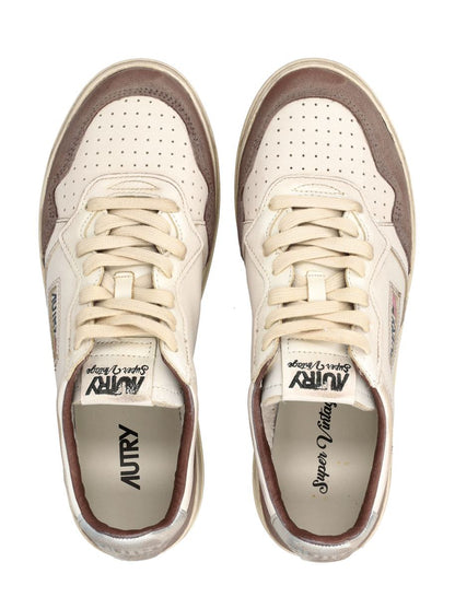 Autry Medalist Low Super Vintage Sneakers