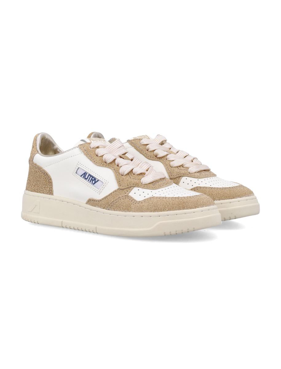 Autry Medalist Low Woman'S Sneakers Leather