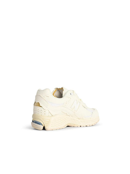 New Balance '2002 R' Ivory Fabric Sneakers