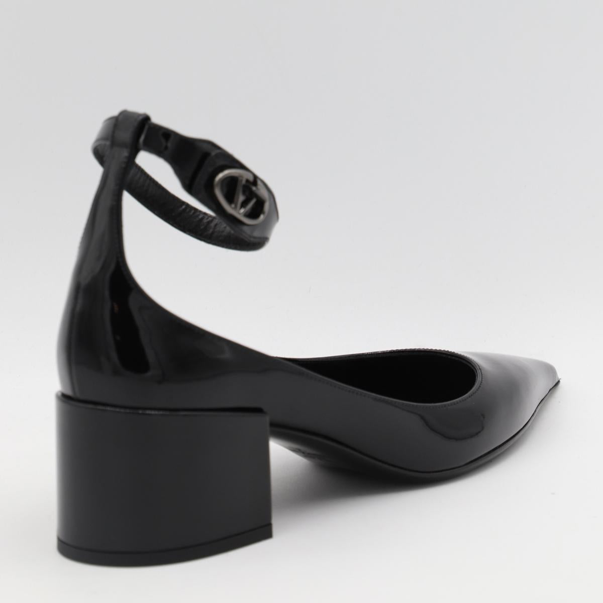 Valentino Garavani Black Leather Pumps