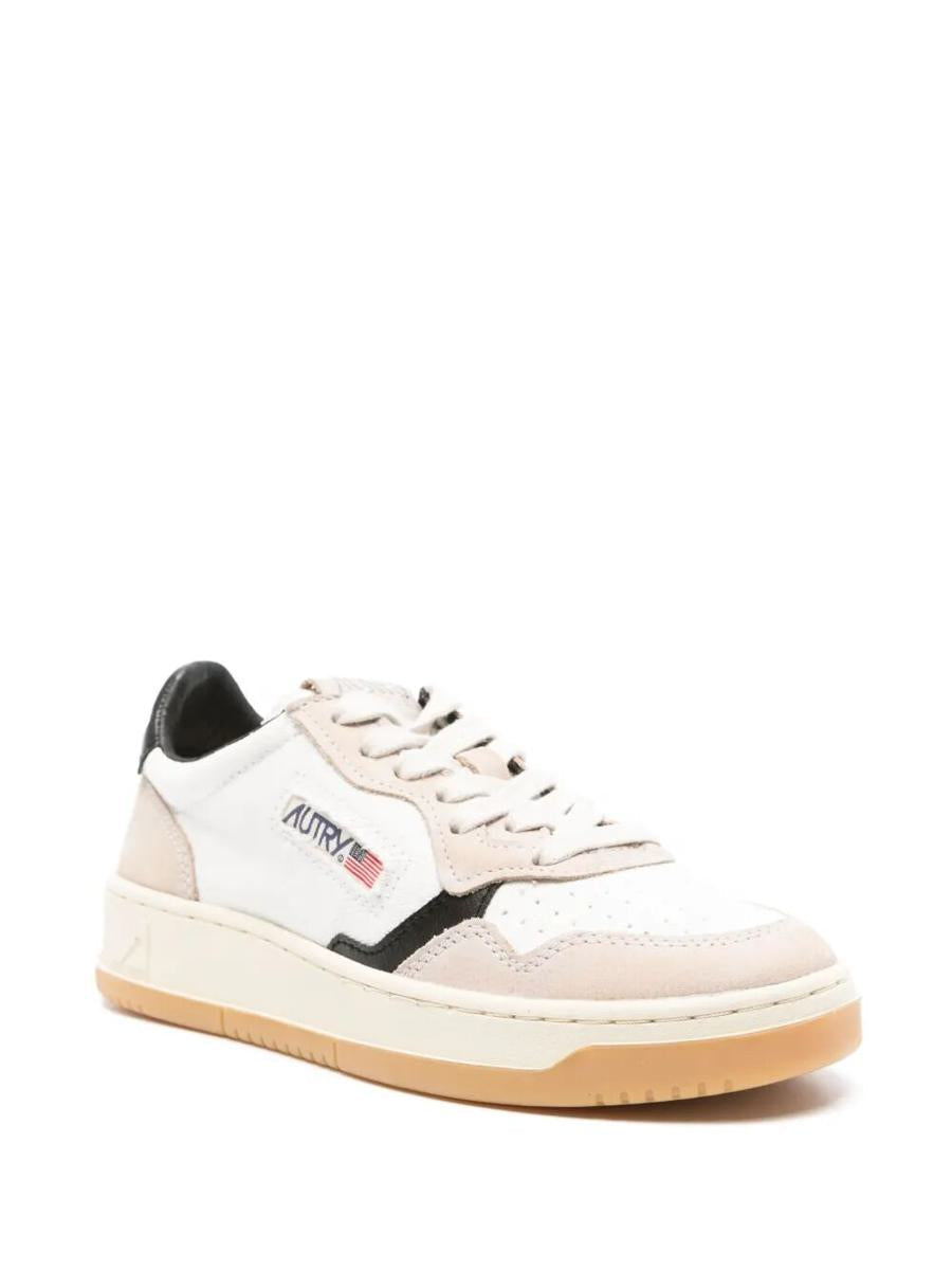 Autry "Medalist Low" Leather Sneakers Shoes