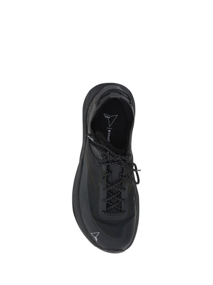Roa Sneakers