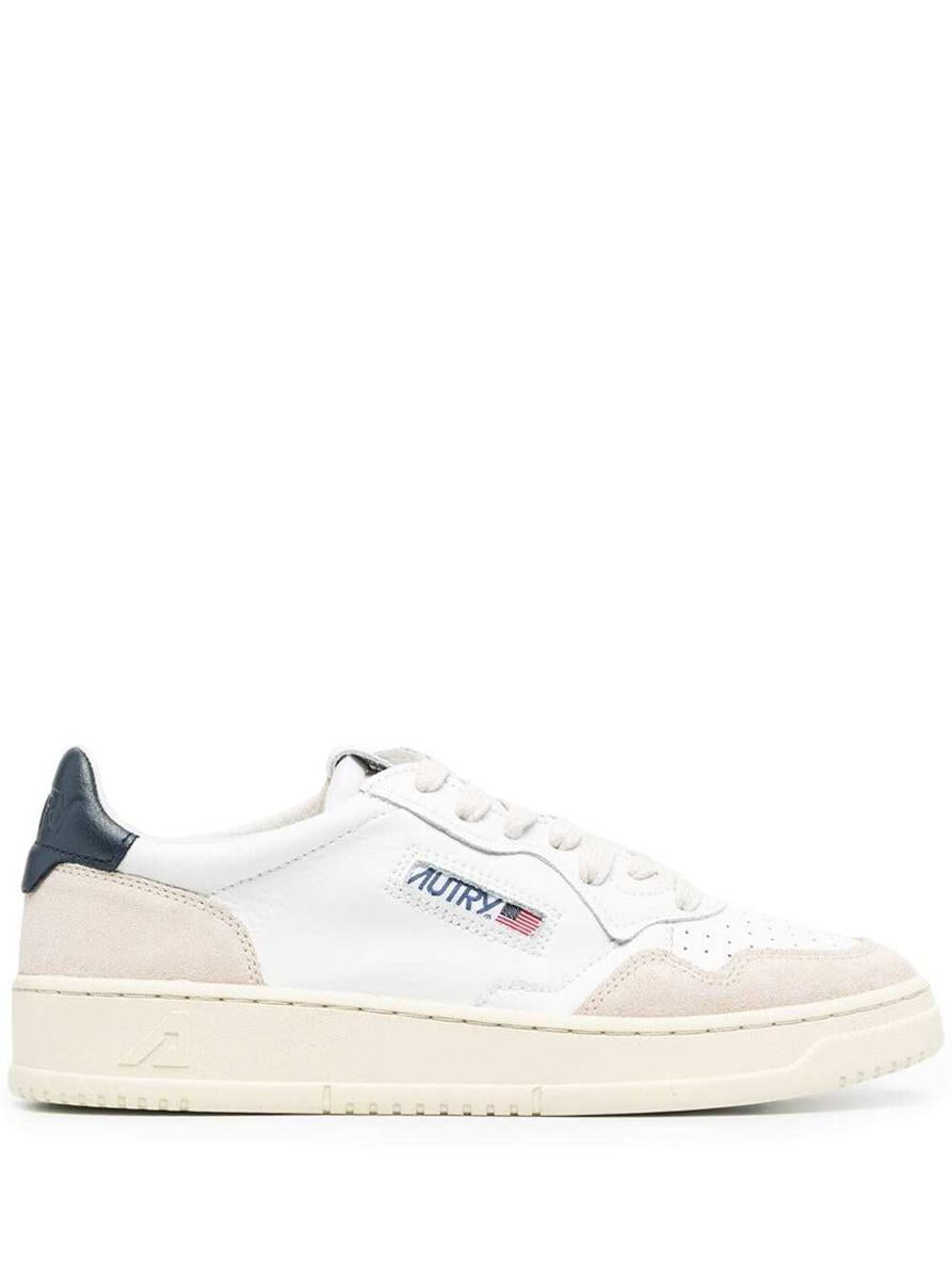 'Medalist' White Low Top Sneakers With Suede Inserts And Contrasting Heel Tab In Leather Man