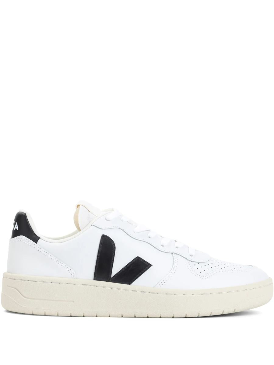 Veja V-10 Leather Shoes
