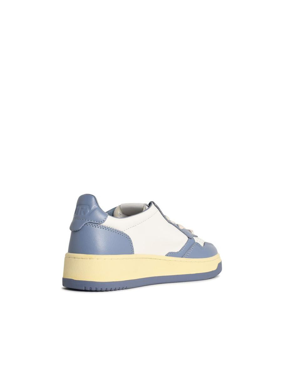 Autry 'Medalist Low' 'Tempest' White And Light Blue Leather Sneakers