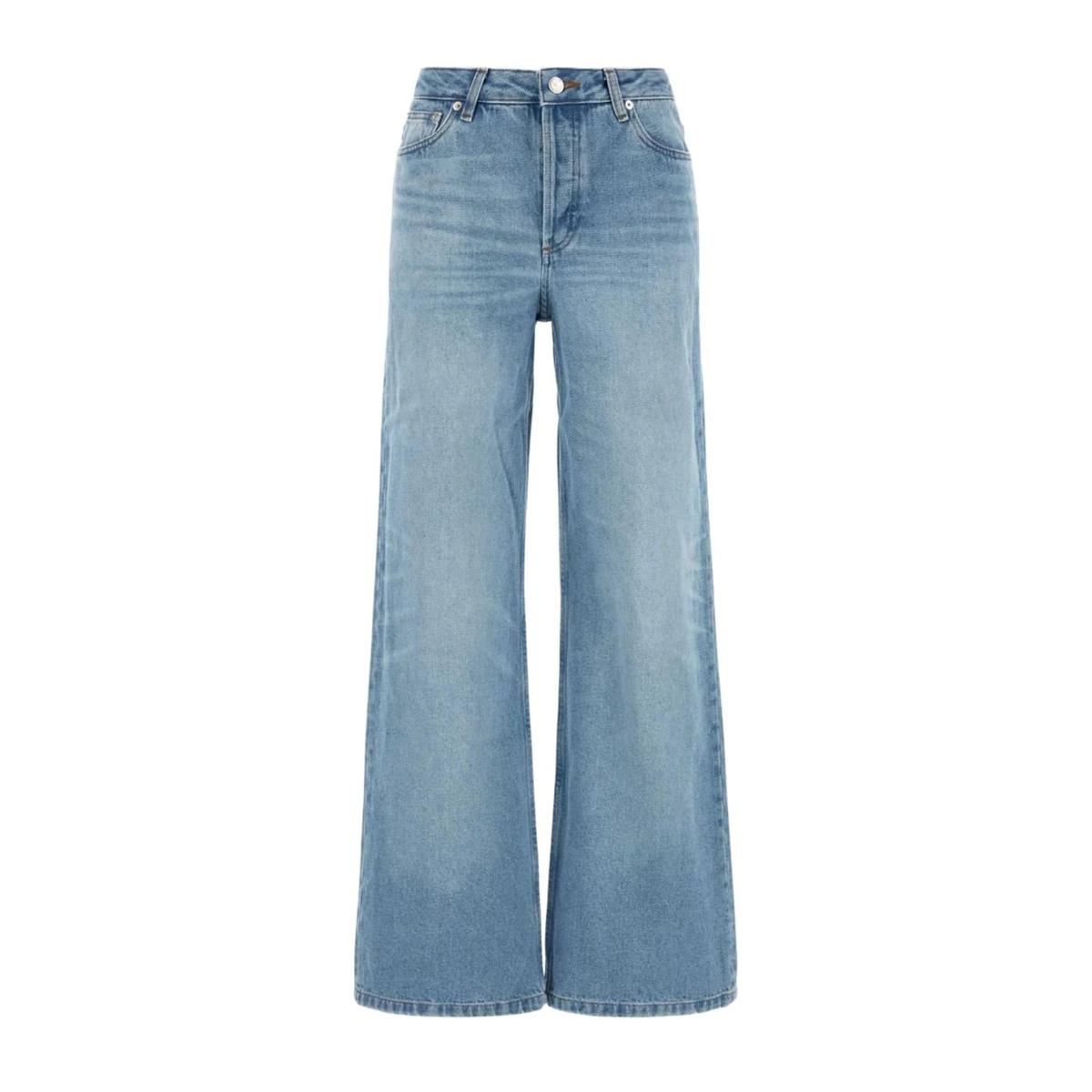 A.P.C. Jean Elisabeth