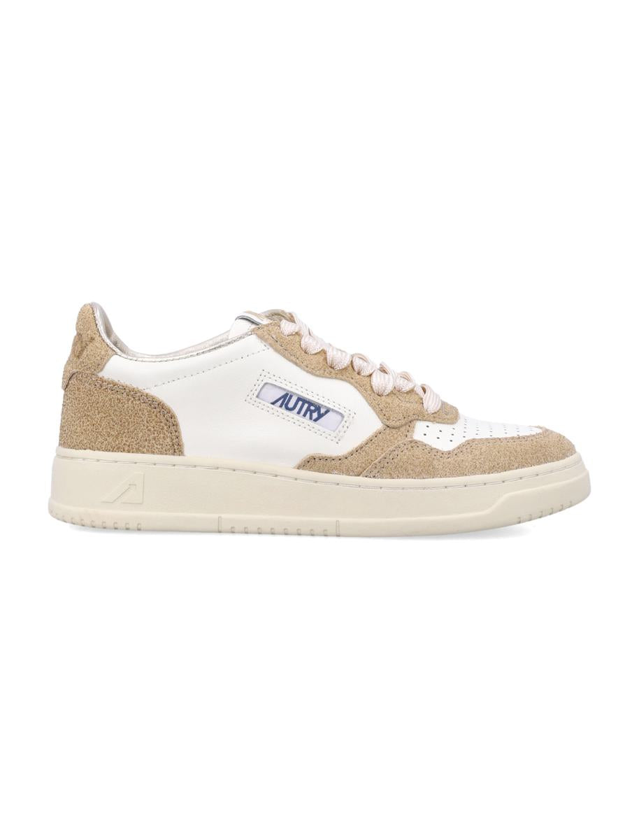 Autry Medalist Low Woman'S Sneakers Leather