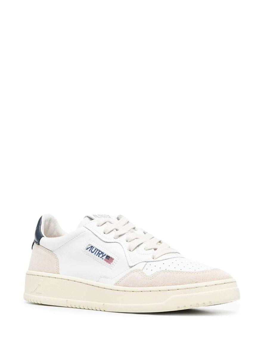 'Medalist' White Low Top Sneakers With Suede Inserts And Contrasting Heel Tab In Leather Man