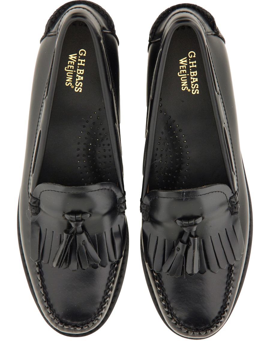 G.H. Bass Moccasin "Weejuns Esther Kiltie"